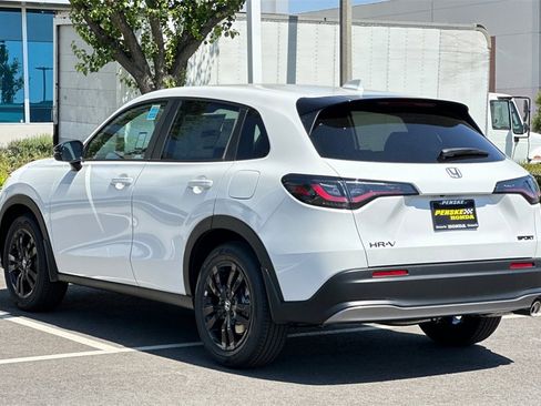 New 2026 Honda HR-V Sport image 6