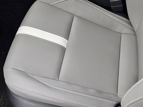 New 2026 Toyota Camry SE image 4