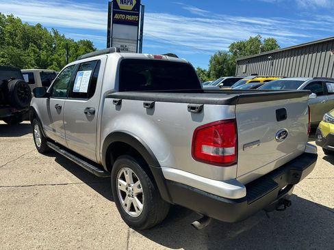 Used 2007 Ford Explorer Sport Trac XLT RWD image 5