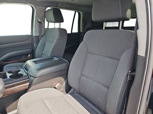 Used 2019 Chevrolet Tahoe LS RWD image 14