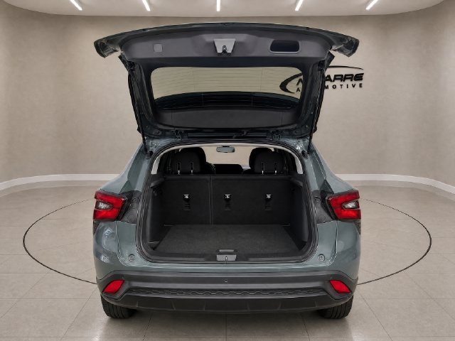 Used 2026 Chevrolet Trax LS w/ LS Convenience Package FWD image 12