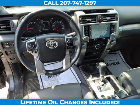 Used 2021 Toyota 4Runner SR5 Premium w/ Moonroof Package AWD/4WD image 17