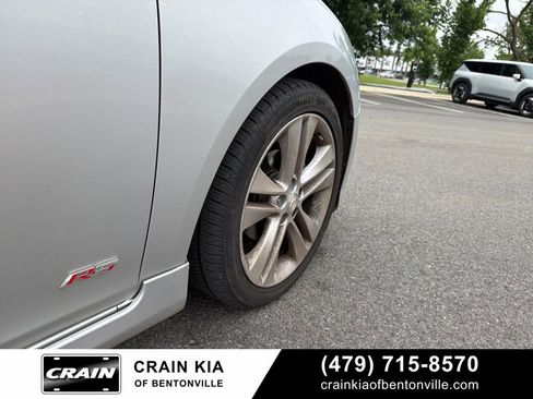 Used 2012 Chevrolet Cruze LTZ w/ RS Package FWD image 6
