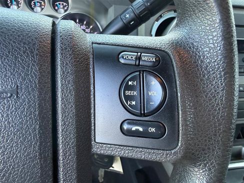 Used 2011 Ford F250 XLT w/ XLT Premium Pkg AWD/4WD image 43