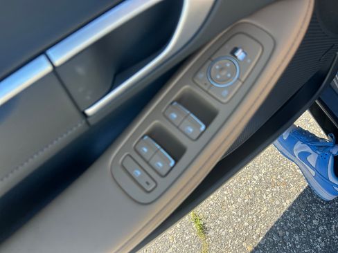 Used 2024 Hyundai Sonata Limited FWD image 21