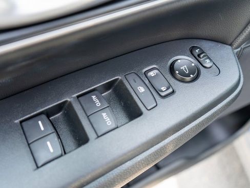 Used 2020 Honda CR-V Touring image 20