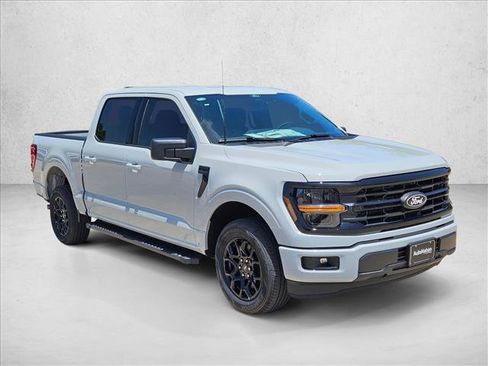New 2026 Ford F150 XLT w/ XLT Black Appearance Package RWD image 7