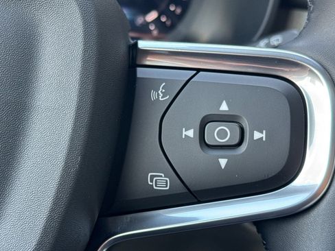Certified 2026 Volvo XC40 B5 Plus w/ Protection Package Premier AWD/4WD image 28