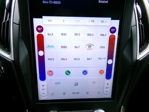 Used 2023 Ford Edge SEL w/ Convenience Package image 32