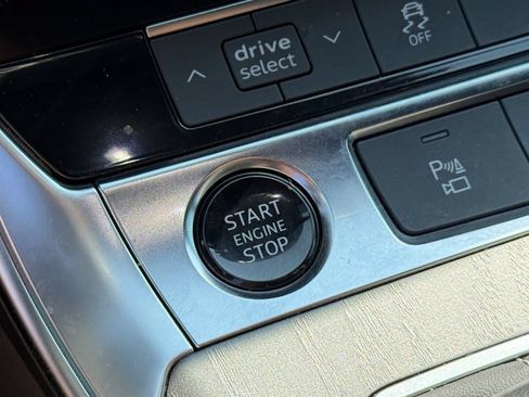 Used 2024 Audi A6 Premium Plus w/ Premium Plus Package AWD/4WD image 34