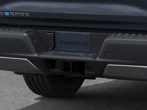 New 2026 Chevrolet Silverado EV LT image 15