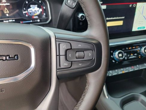 Used 2024 GMC Sierra 2500 Denali w/ Denali Reserve Package image 13