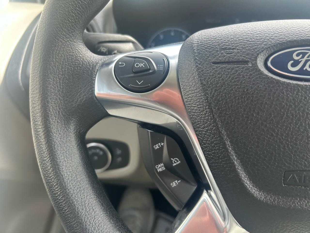 Used 2023 Ford Transit Connect XLT FWD image 18