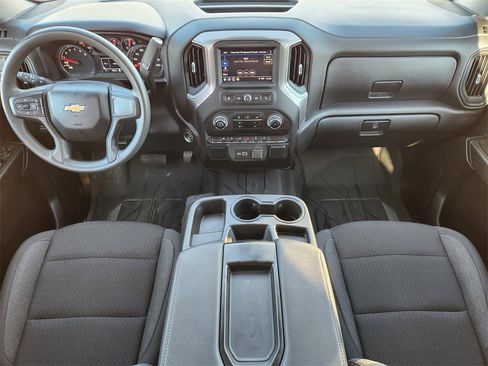 Used 2024 Chevrolet Silverado 1500 Custom image 25