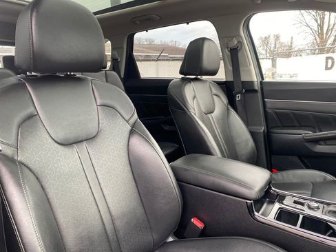 Used 2023 Kia Sorento X-Line EX image 17