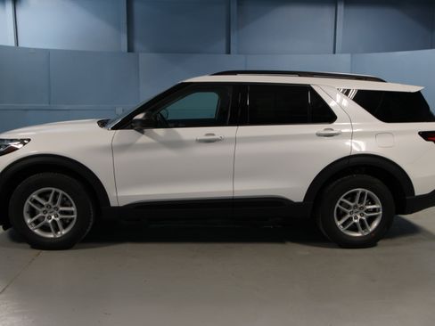 New 2026 Ford Explorer Active AWD/4WD image 25