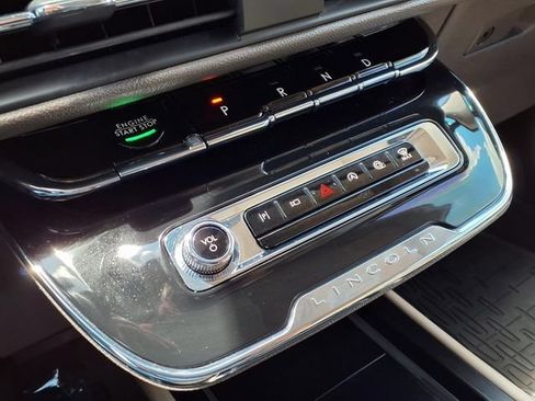 Used 2024 Lincoln Corsair FWD image 12