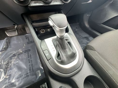 Used 2023 Kia Forte LXS w/ LXS Technology Package image 21