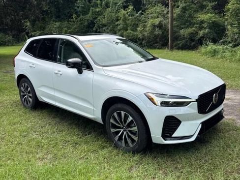 Used 2024 Volvo XC60 B5 Core w/ Protection Package Premier AWD/4WD image 2