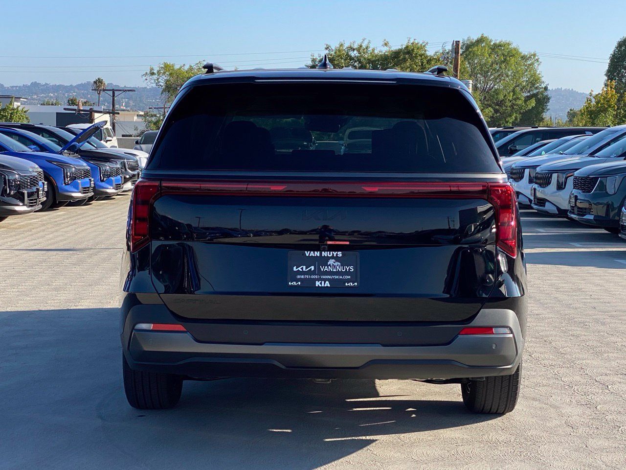 New 2027 Kia Carnival SX FWD image 5