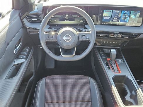 New 2026 Nissan Kicks SR image 5