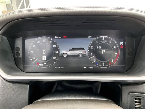 Used 2020 Land Rover Range Rover HSE image 26