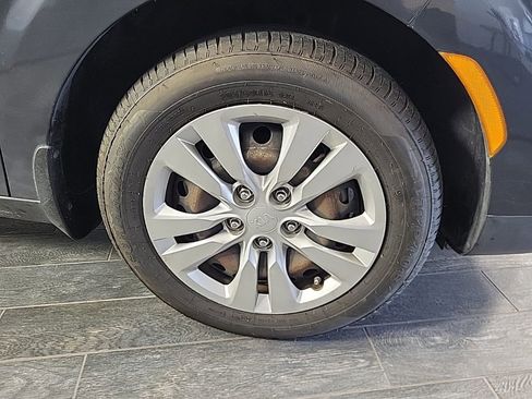 Used 2020 Kia Soul LX image 4