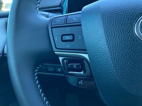 Certified 2025 Toyota Camry SE image 15