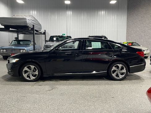Used 2018 Honda Accord EX-L image 2
