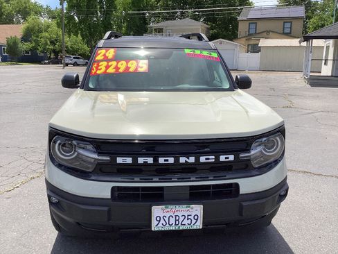 Used 2024 Ford Bronco Sport Outer Banks w/ Tech Package AWD/4WD image 4