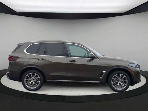 Used 2026 BMW X5 xDrive40i w/ Executive Package AWD/4WD image 9