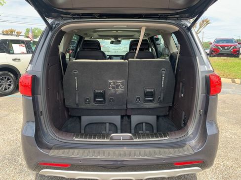 Used 2015 Kia Sedona SX Limited w/ SXL Technology Package FWD image 9