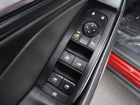 Certified 2022 Nissan Rogue SV w/ SV Premium Package image 16