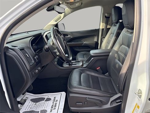 Used 2018 GMC Canyon Denali image 7