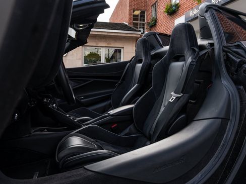 Used 2020 McLaren 720S Performance image 9