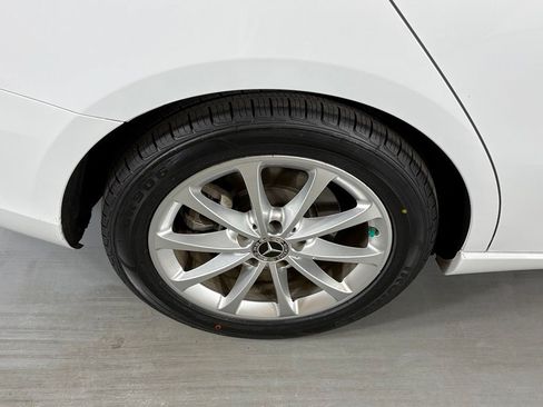 Used 2020 Mercedes-Benz A 220 image 10
