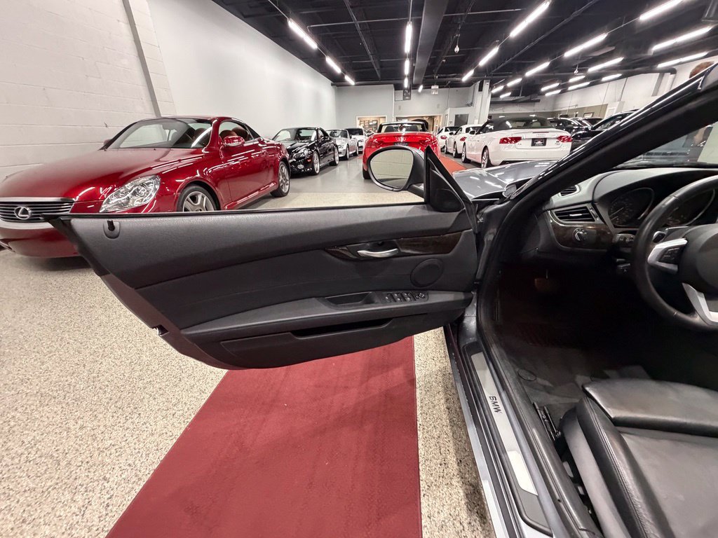Used 2012 BMW Z4 sDrive35i RWD image 24