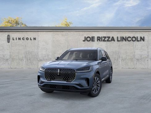 New 2026 Lincoln Aviator AWD image 2