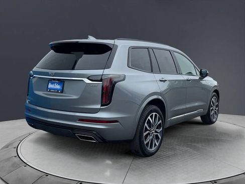 Used 2025 Cadillac XT6 Sport AWD/4WD image 5