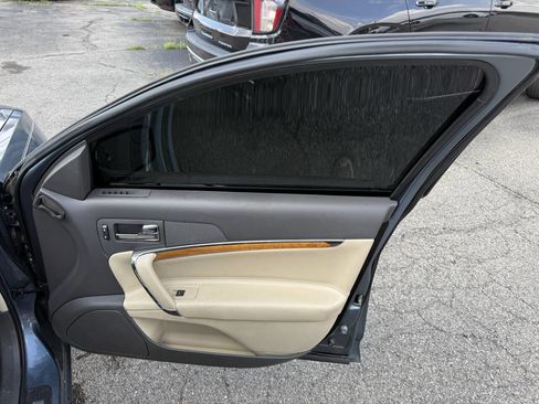 Used 2012 Lincoln MKZ Hybrid image 12