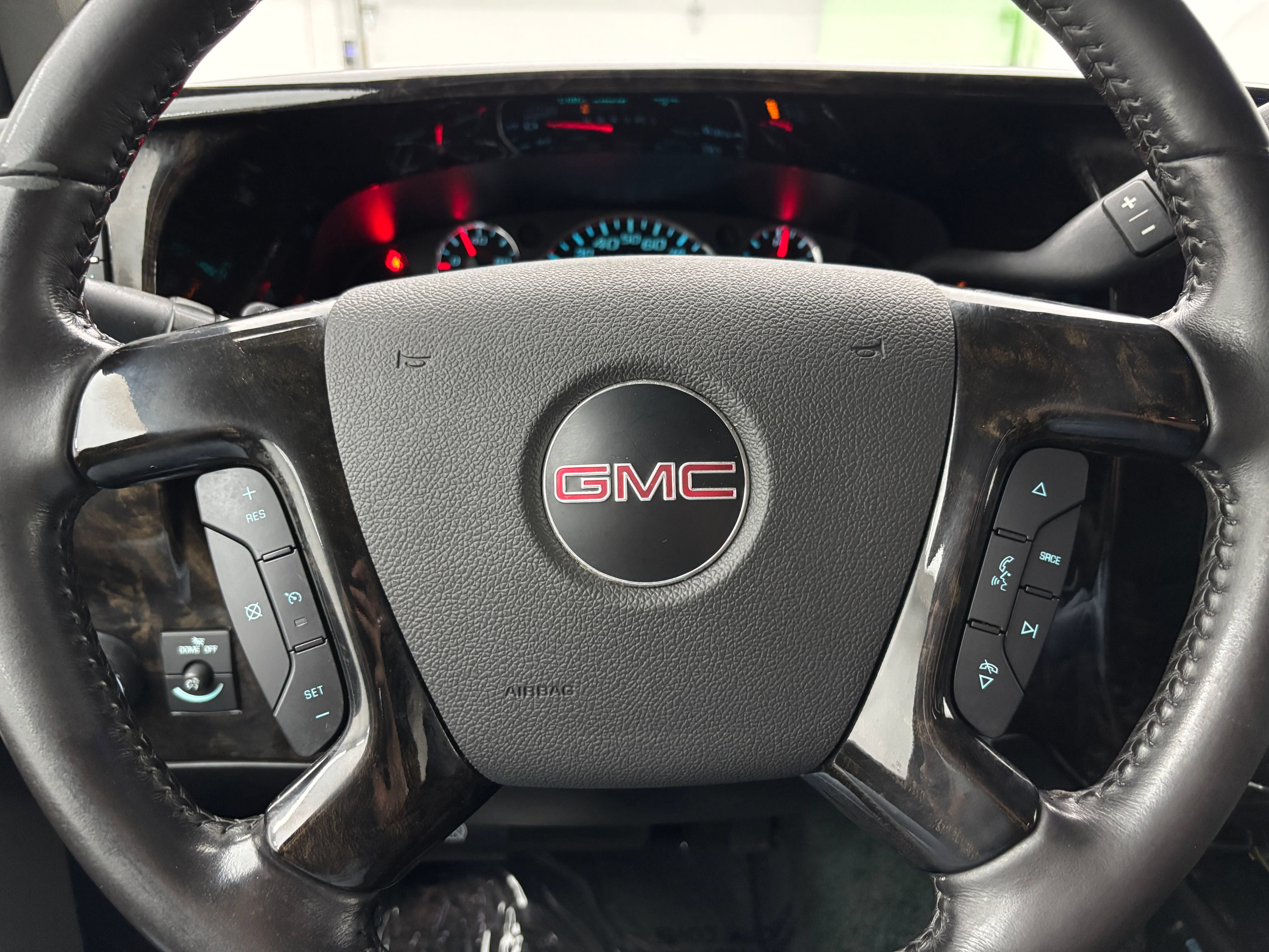 Used 2020 GMC Savana 2500 Extended w/ Enhanced Convenience Package RWD image 29