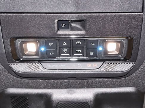 Certified 2024 Ford F350 Platinum image 40