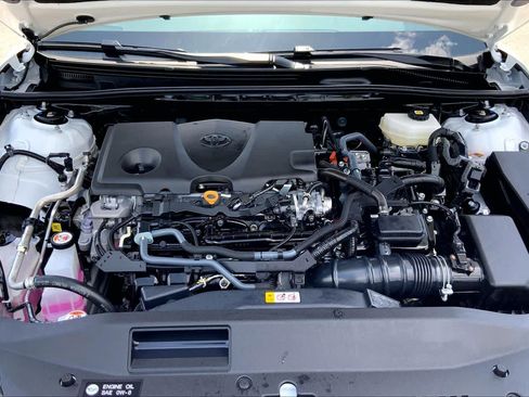 Used 2026 Toyota Camry SE FWD image 31