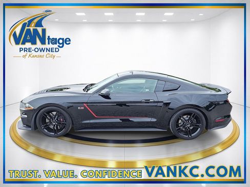 Used 2019 Ford Mustang GT Premium w/ GT Performance Package RWD image 10