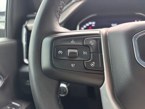 Used 2024 GMC Sierra 2500 Denali w/ Denali Reserve Package AWD/4WD image 18
