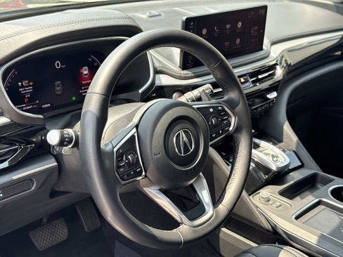 Used 2025 Acura MDX SH-AWD w/ Technology Package image 3