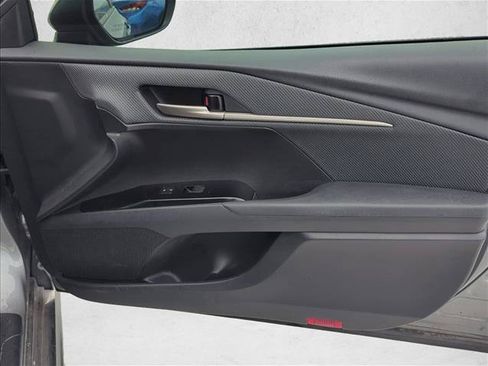 Used 2025 Toyota Camry SE w/ Convenience Package FWD image 23