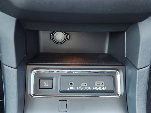 New 2026 Subaru Ascent Limited image 14