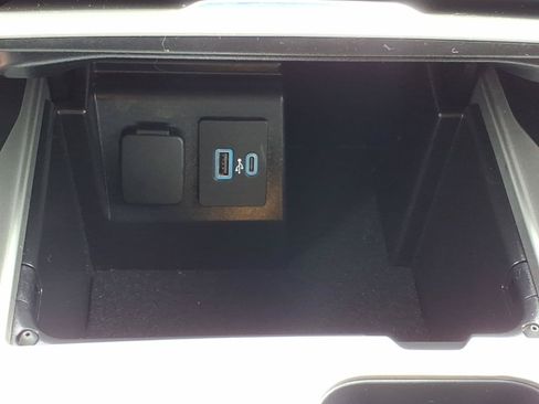 Certified 2024 Ford Explorer XLT w/ Equipment Group 202A AWD/4WD image 20