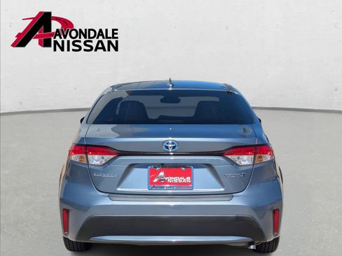 Used 2022 Toyota Corolla LE image 4